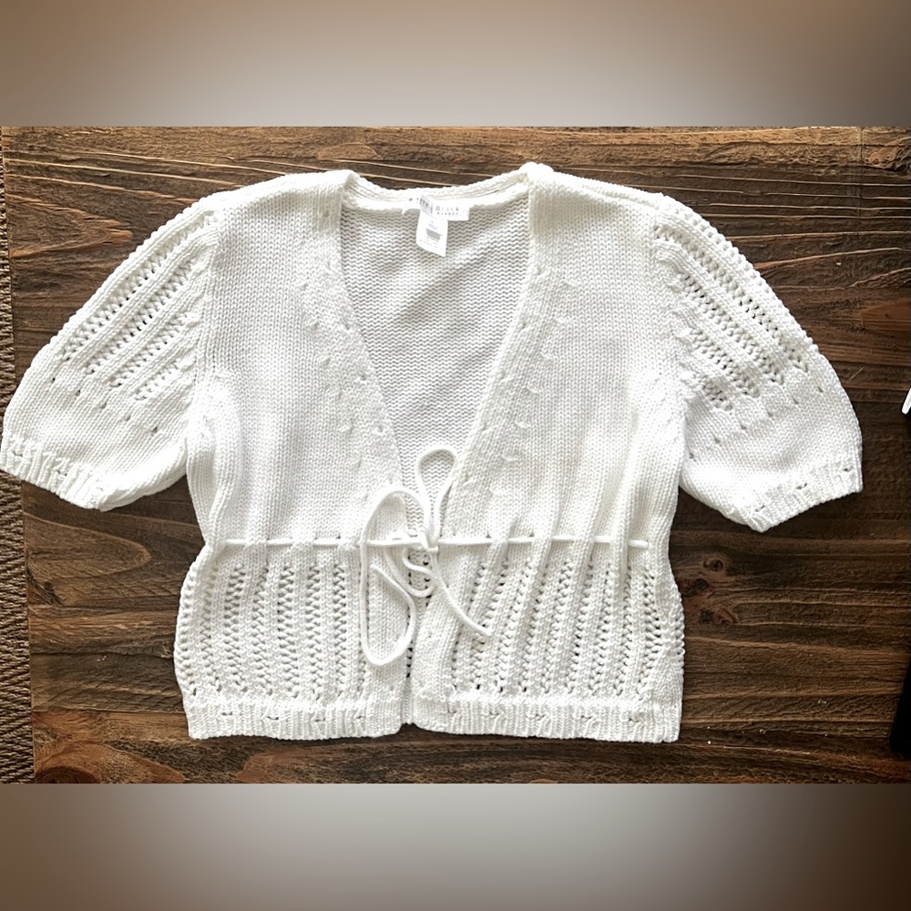 White House Black Market CROCHET CROPPED CARDIGAN